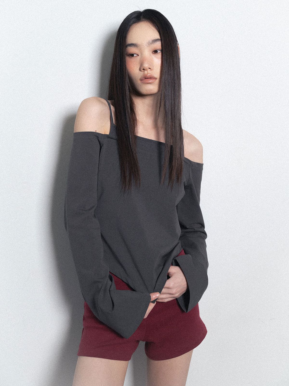비수스(VISUS) Fold Over Shorts_Burgundy