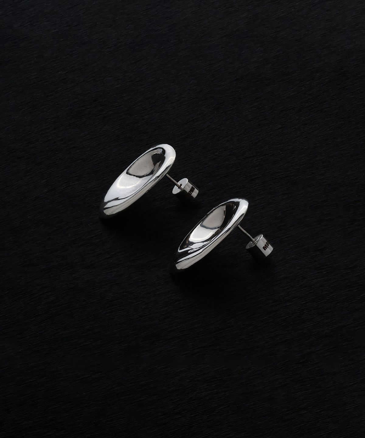 모헤르(MOHR) Pebble Earrings