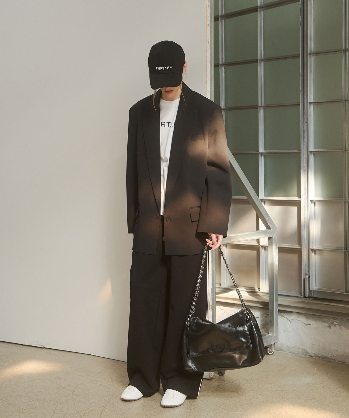 파흐탱(FHRTANG) PREMIER CHAIN BAG black