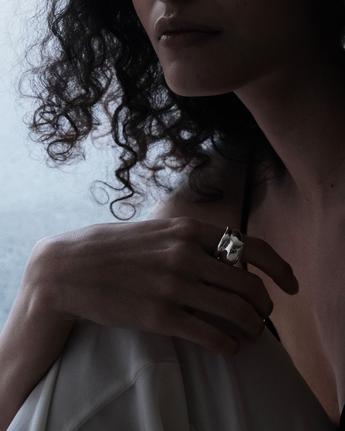 모헤르(MOHR) Raw Bold Ring