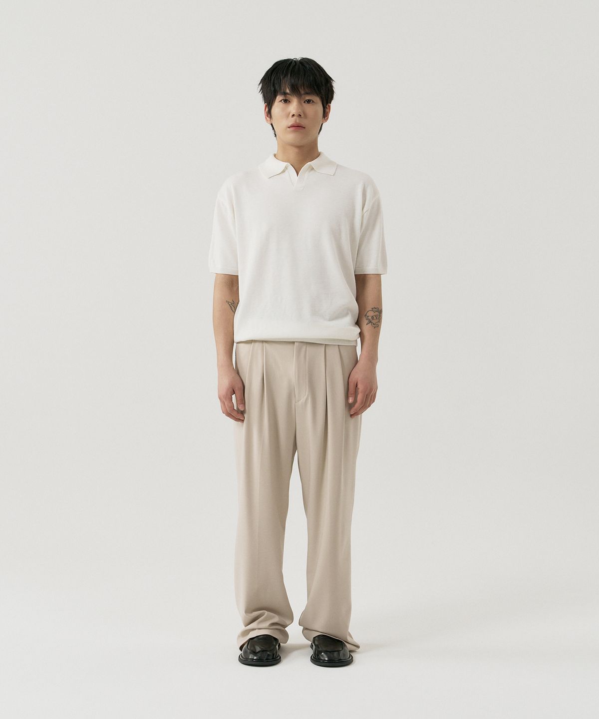 그노크(GNOK) 실크 카라 반팔 니트[아이보리]