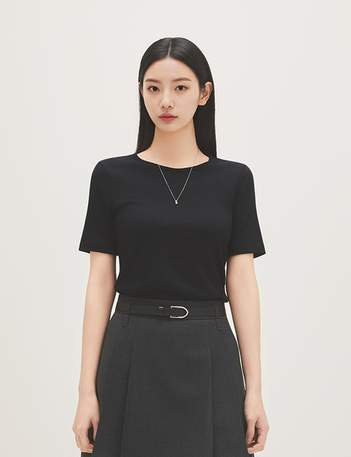로엠(ROEM) 올데이 베이직 라운드넥 골지 티셔츠 RMHWG24R03