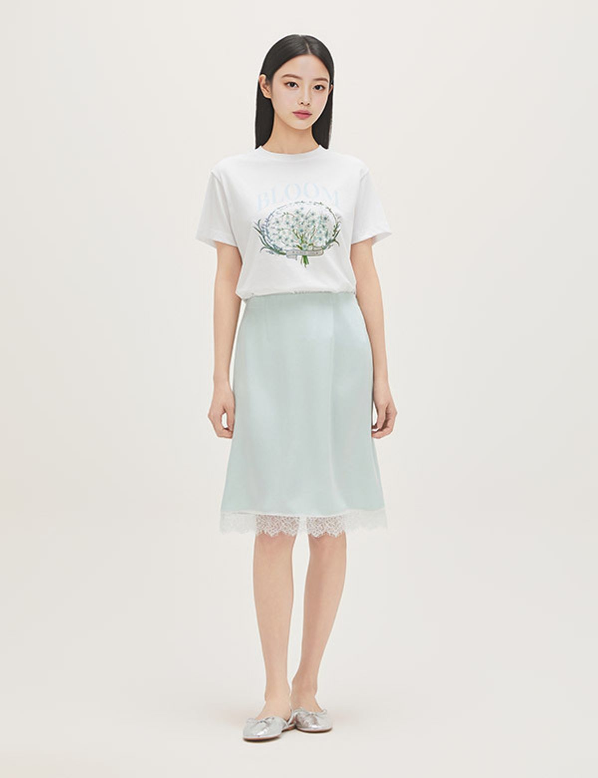 로엠(ROEM) 루즈핏 FG 티셔츠 RMHWG24R15