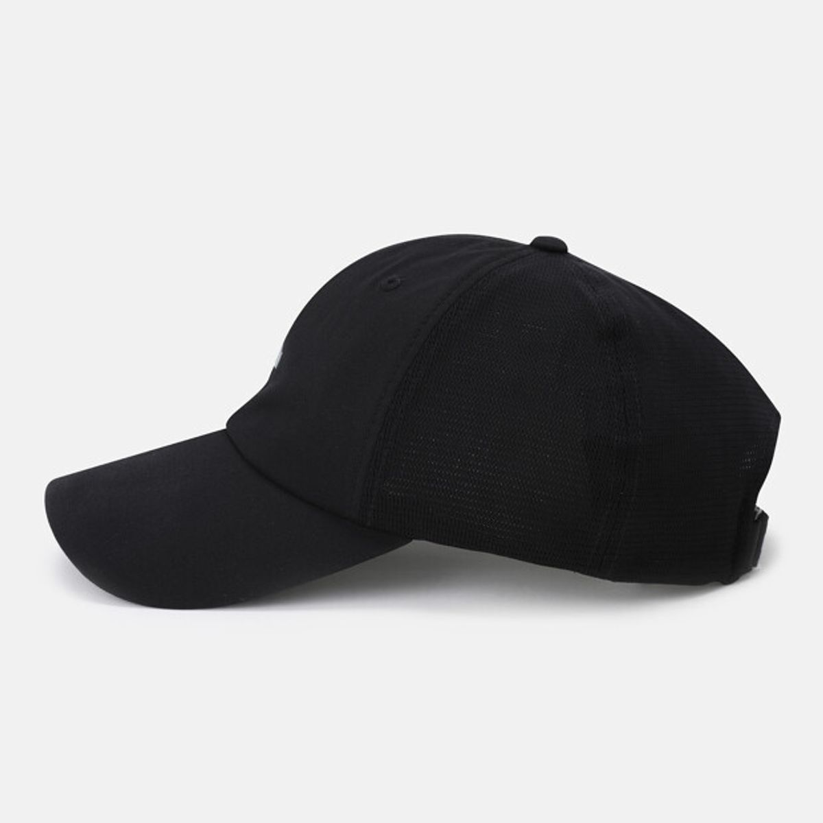 데상트(DESCENTE) 트레이닝 메쉬 경량 볼캡 블랙 SR123TCP31