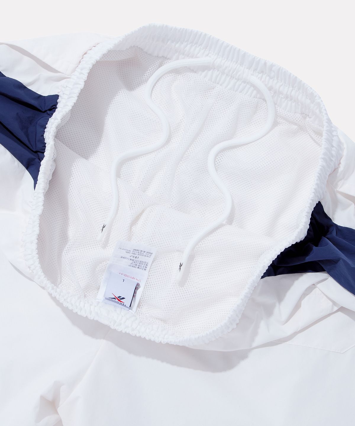리복(REEBOK) 일립스 쇼츠 v26 - 오프 화이트