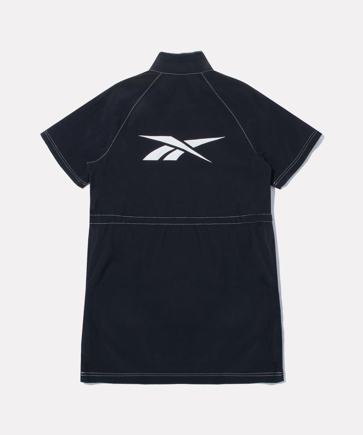 리복(REEBOK) 스티치 파이핑 아노락 원피스 (W) - 블랙