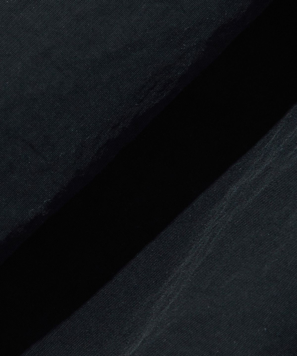 리복(REEBOK) 벌룬 셔링 미니 스커트 (W) - 블랙