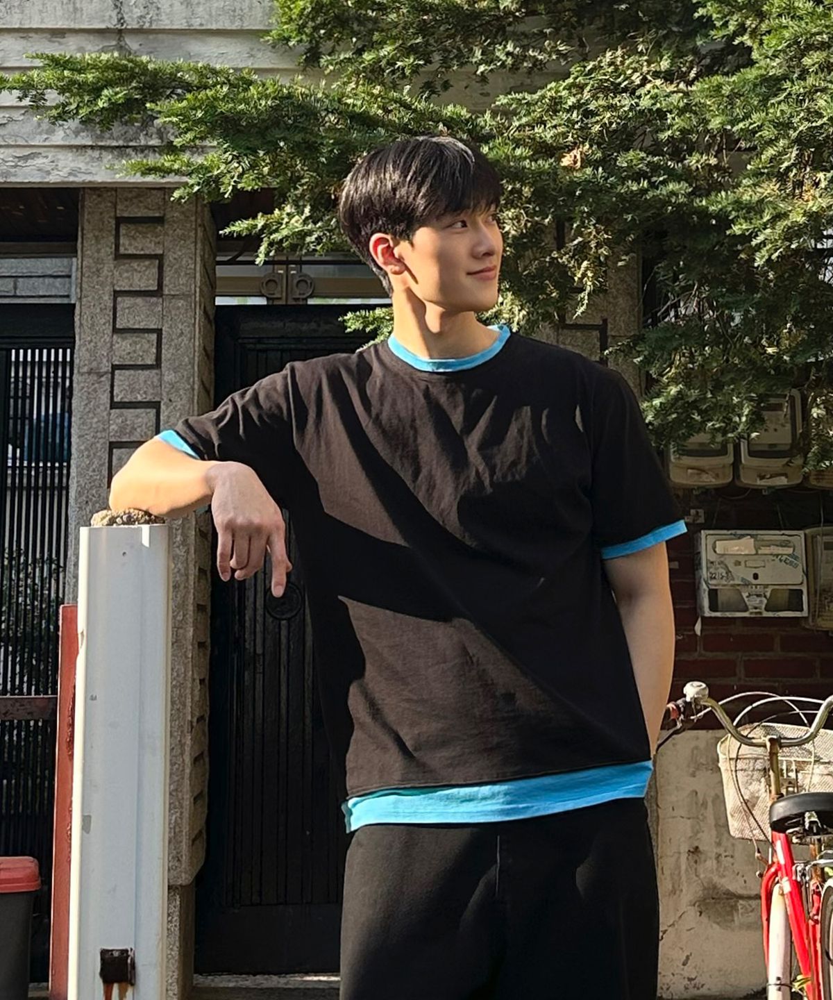 지플리시(ZPLISH) 레이어드 하프 티 블랙