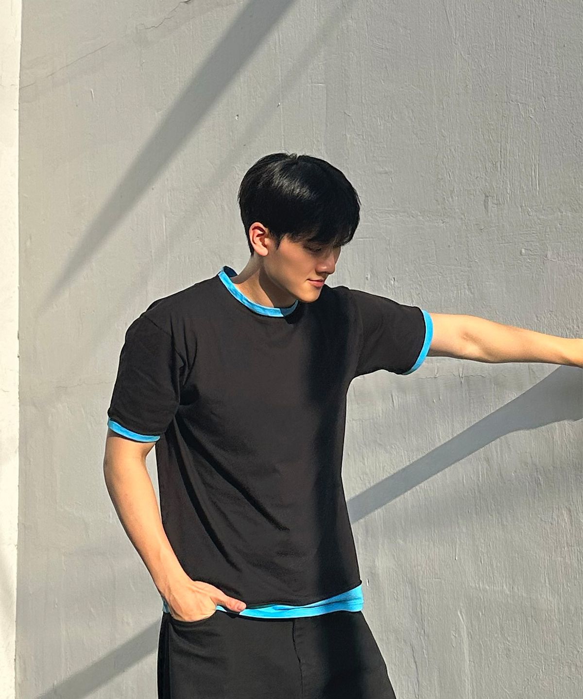 지플리시(ZPLISH) 레이어드 하프 티 블랙