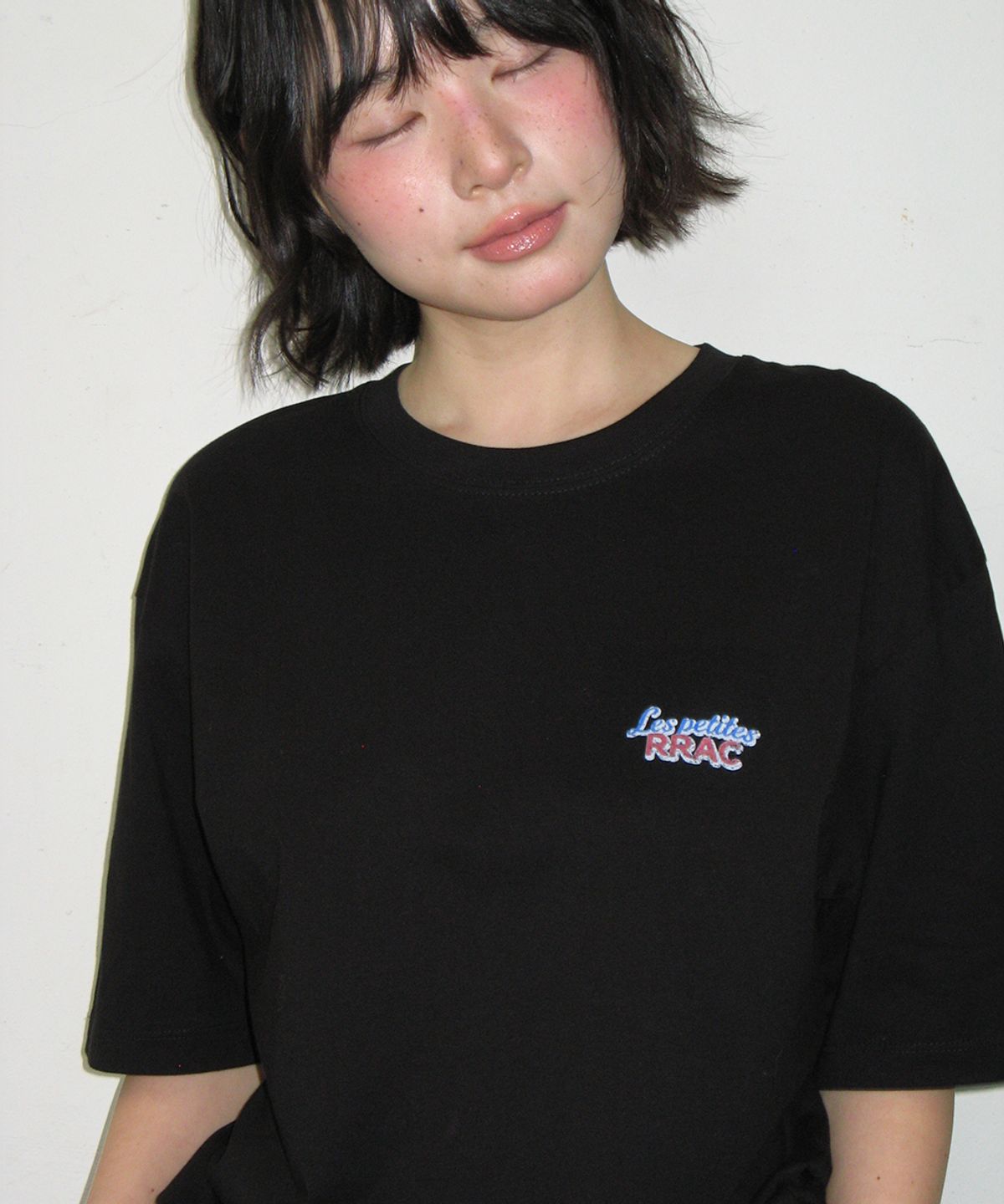 론론(RONRON) VINTAGE RASPBERRY OVER FIT T SHIRT BLACK