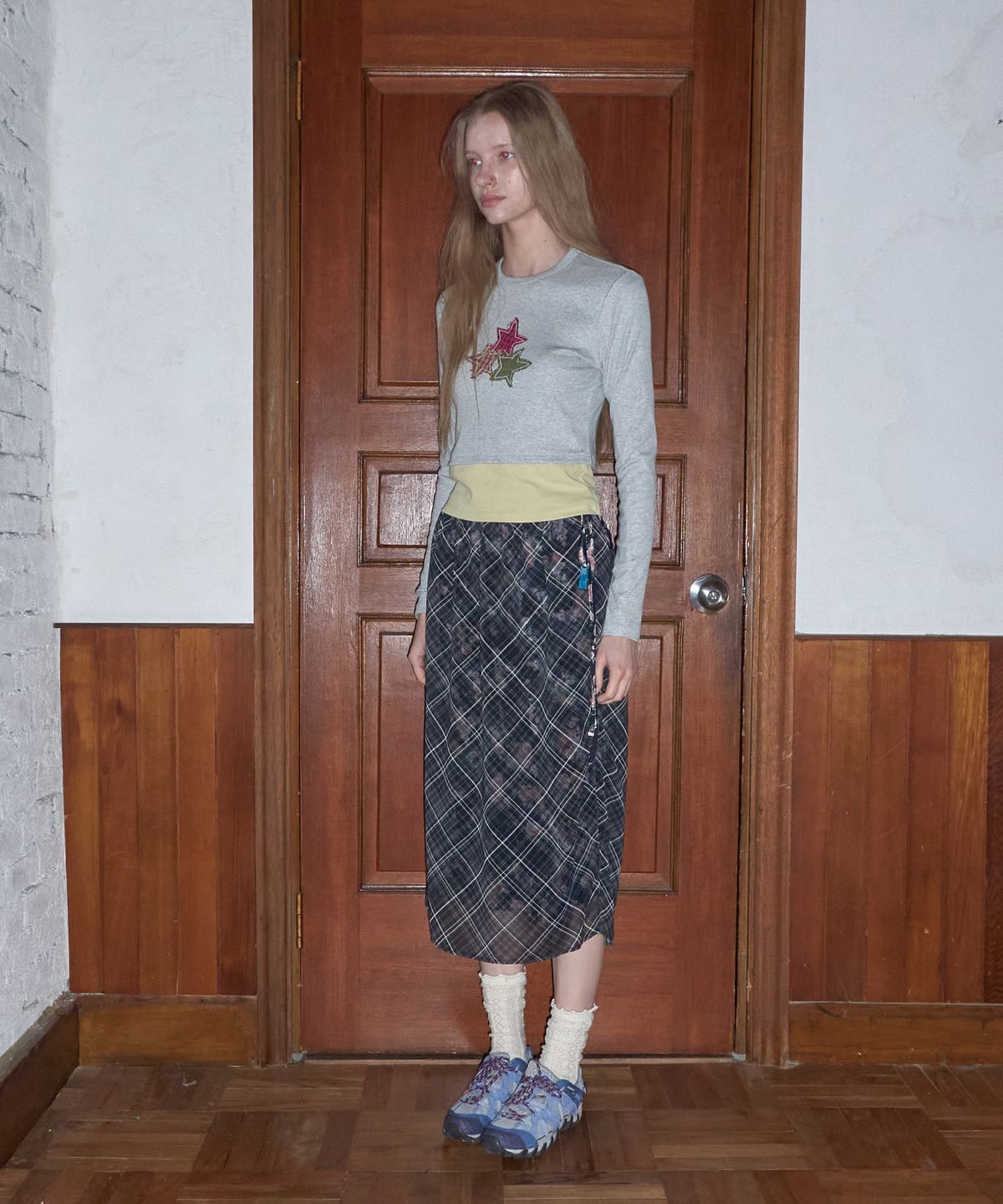 메종크렘(MAISON CREME) Floral check layered skirt_ Black Pink
