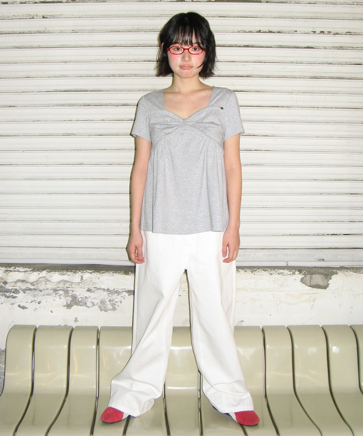 론론(RONRON) KNOT RIBBON A LINE T SHIRT GREY
