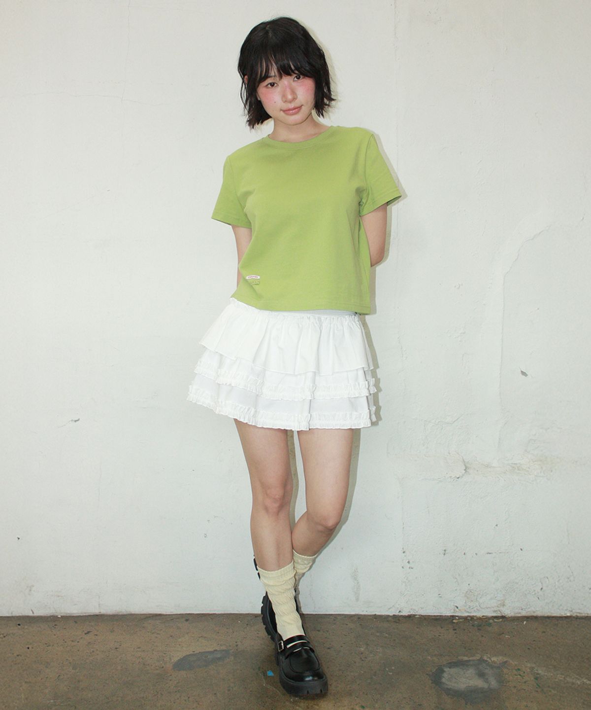 론론(RONRON) MINI LABEL CROP SHORT SLEEVE OLIVE