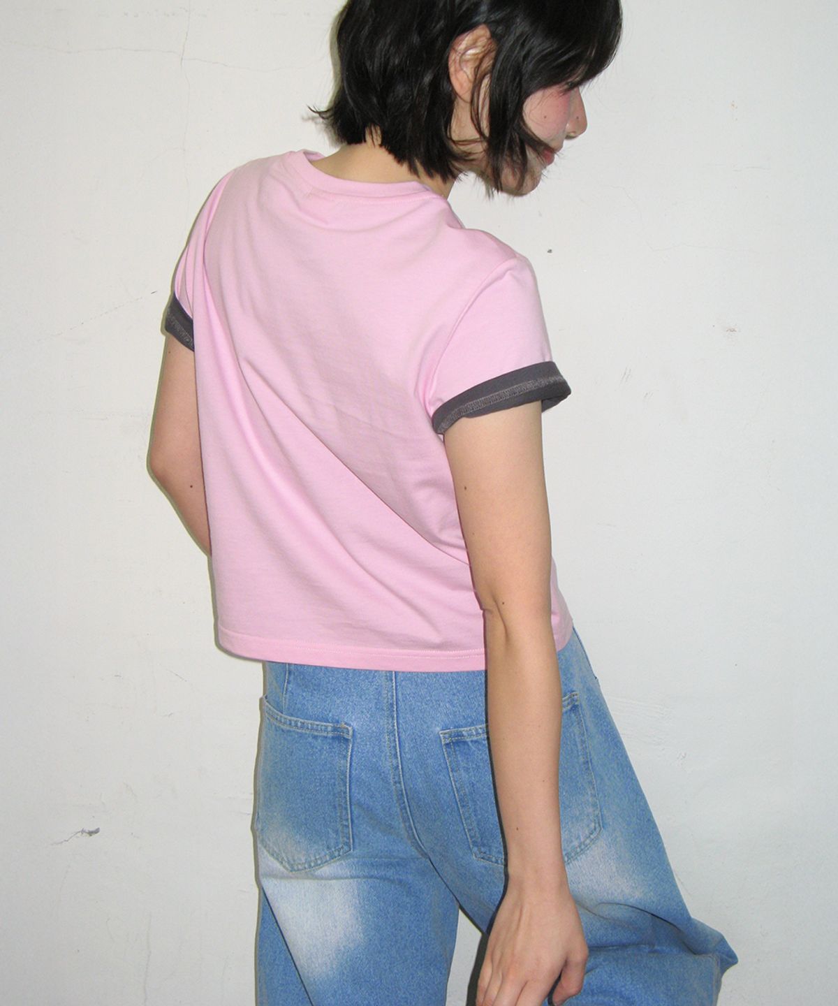 론론(RONRON) MINI LABEL CROP SHORT SLEEVE PINK