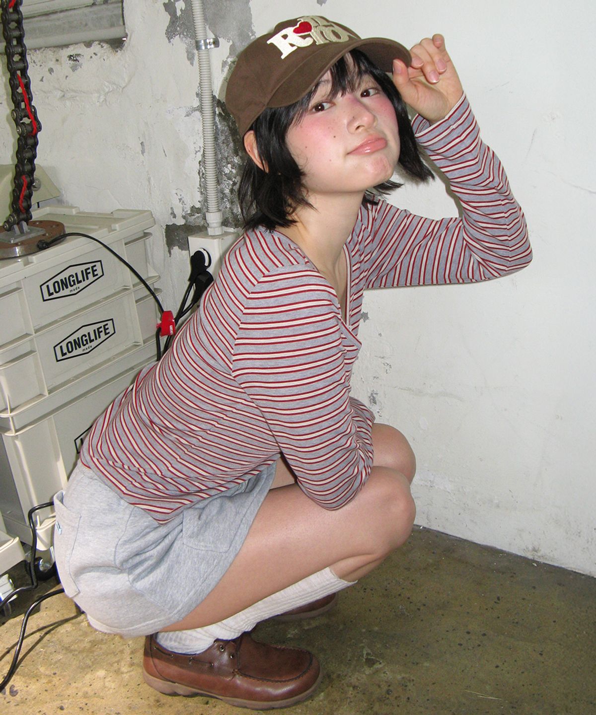 론론(RONRON) MULTI STRIPE V NECK LONG SLEEVE RED