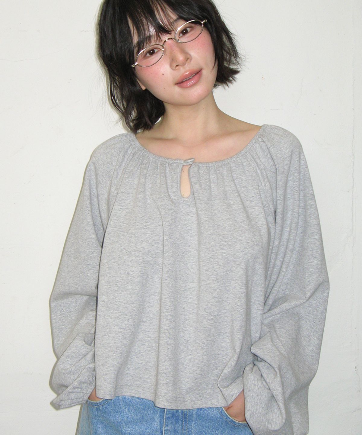 론론(RONRON) VOLUME SHIRRING BUTTON LONG SLEEVE GREY