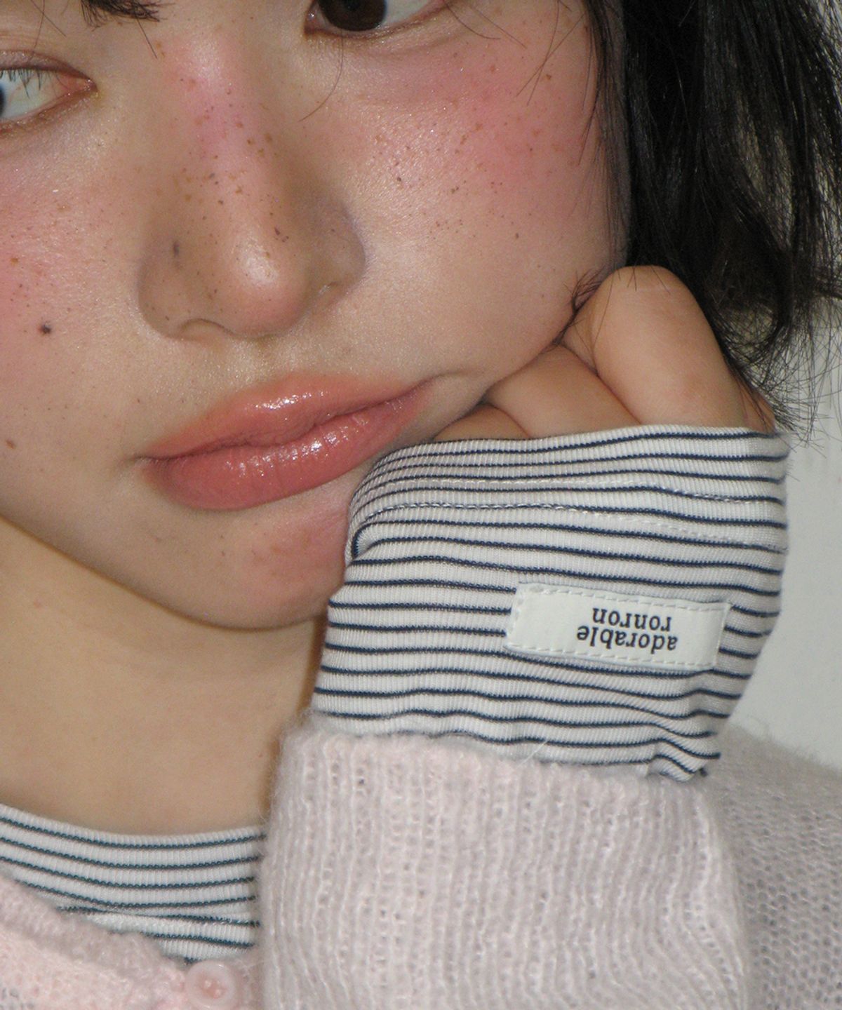 론론(RONRON) ROLLED EDGE CROP KNIT CARDIGAN PINK