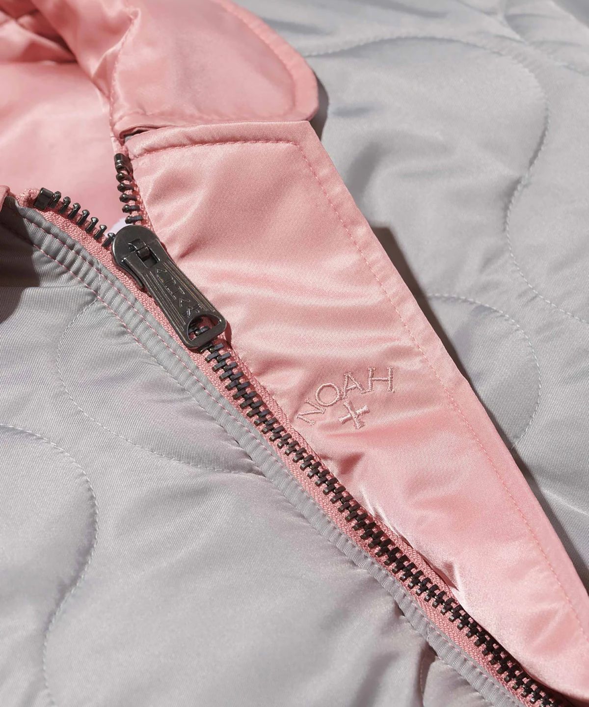 노아(NOAH) (U) 노아 X 알파 인더스트리 MA-2 재킷 로즈 NOAH X ALPHA INDUSTRIES MA-2 JACKET PINK
