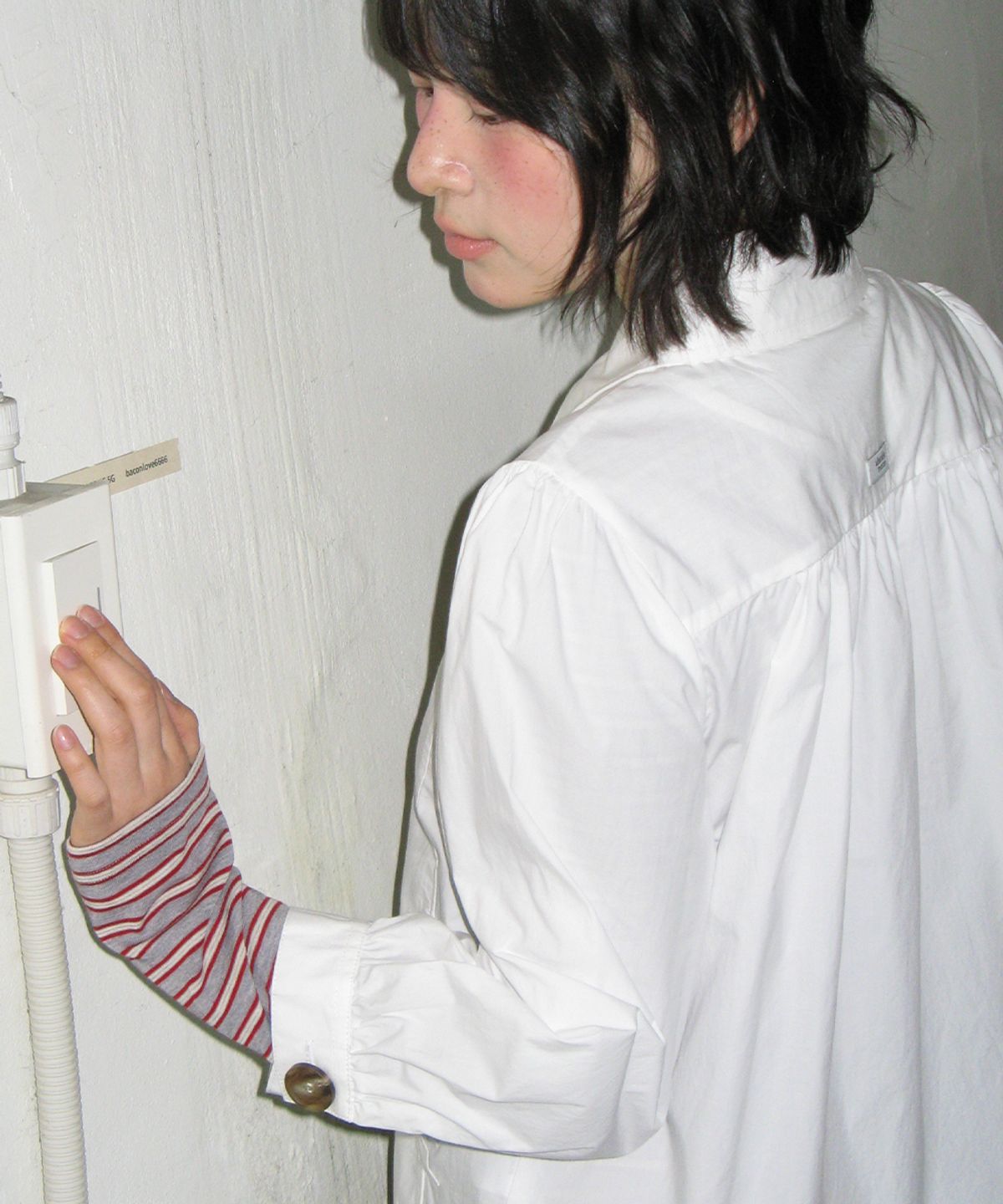 론론(RONRON) DOUBLE BUTTON PUFF SLEEVE JACKET WHITE