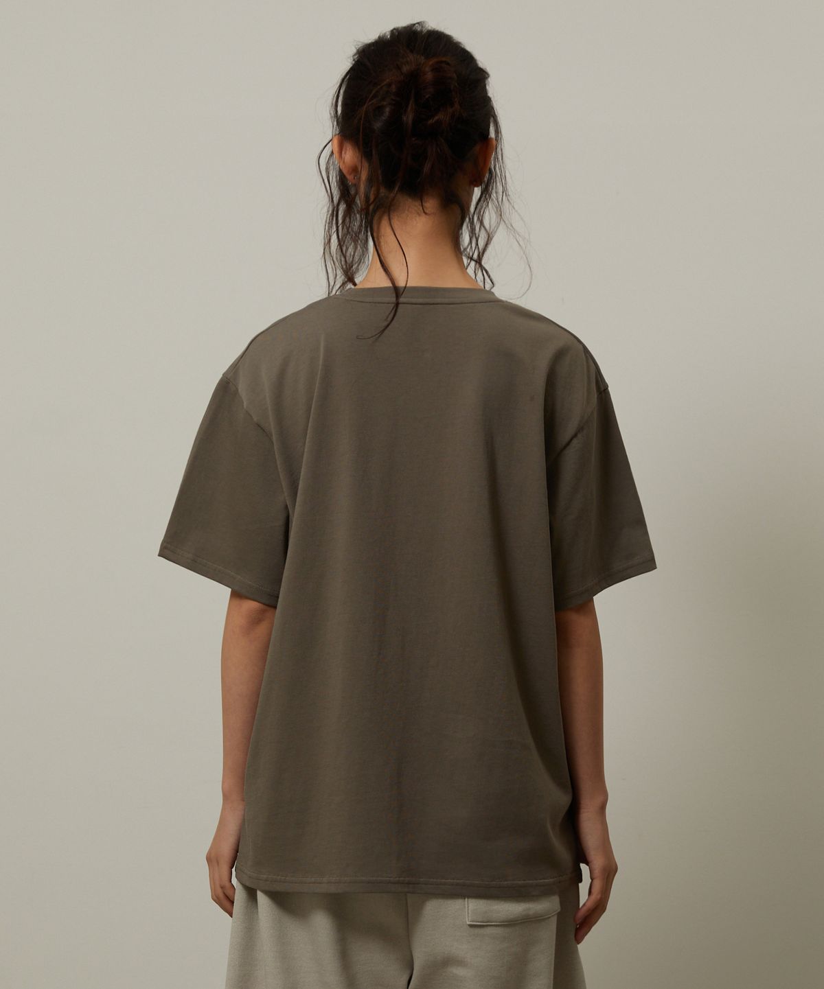 기머(GIMOR) Classic Logo Tee Cement