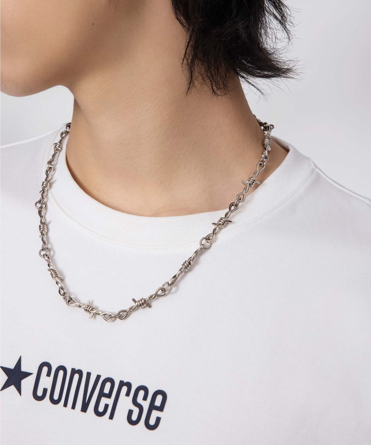 컨버스(CONVERSE) 소로나 로고 스탠다드 핏 티셔츠 빈티지 화이트 UCJ782-W70