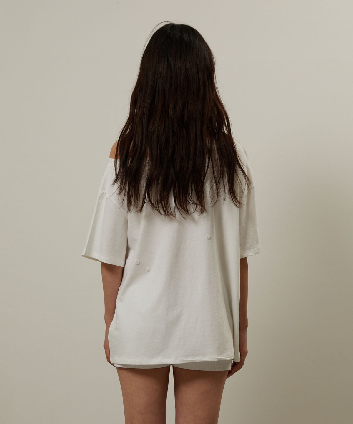 기머(GIMOR) 2Way Cut Out Tee White