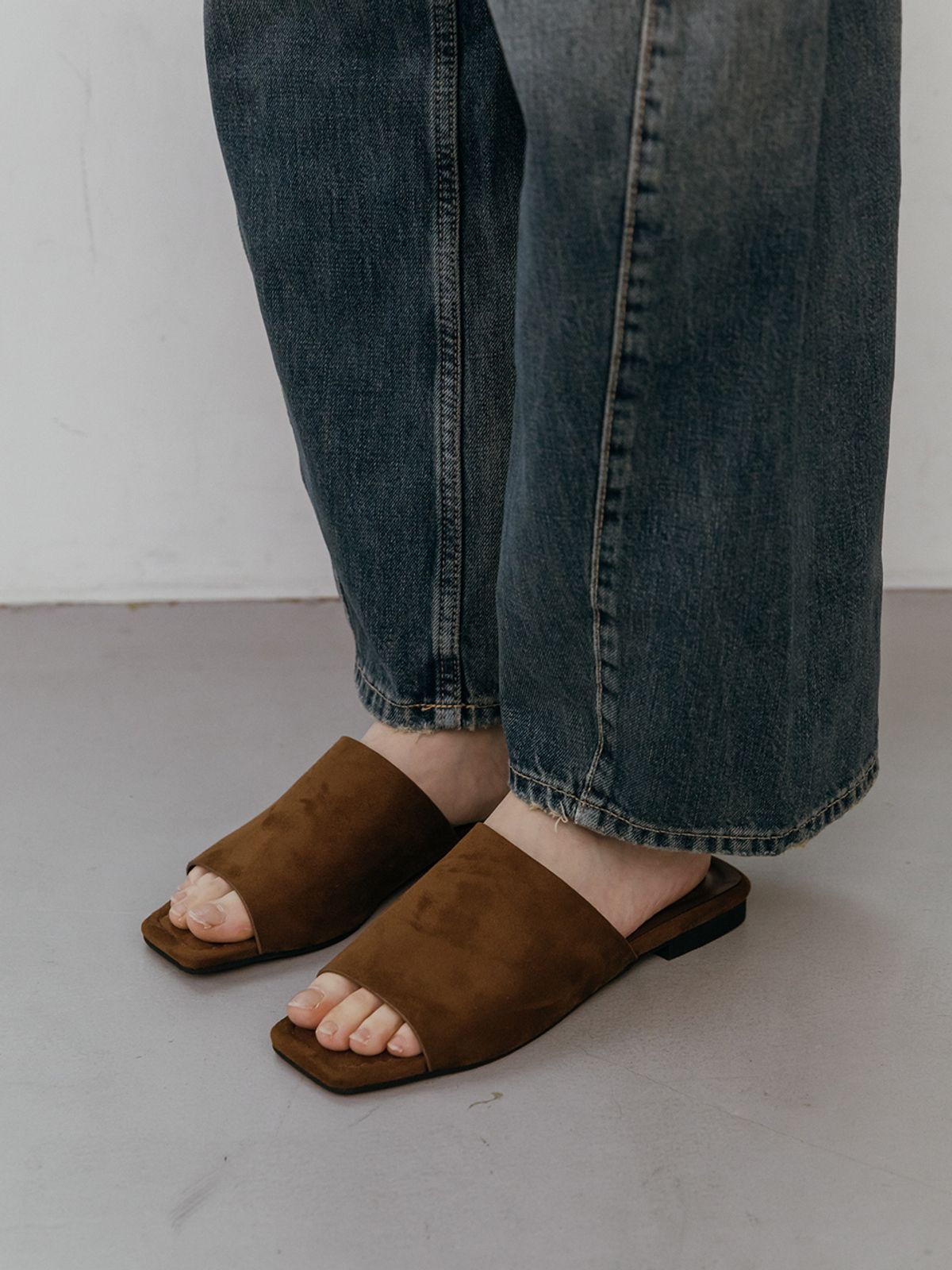 메티에(METIER) me1021 reilly simple square slipper 레일리 스퀘어 심플라인 스웨이드 슬리퍼_2color