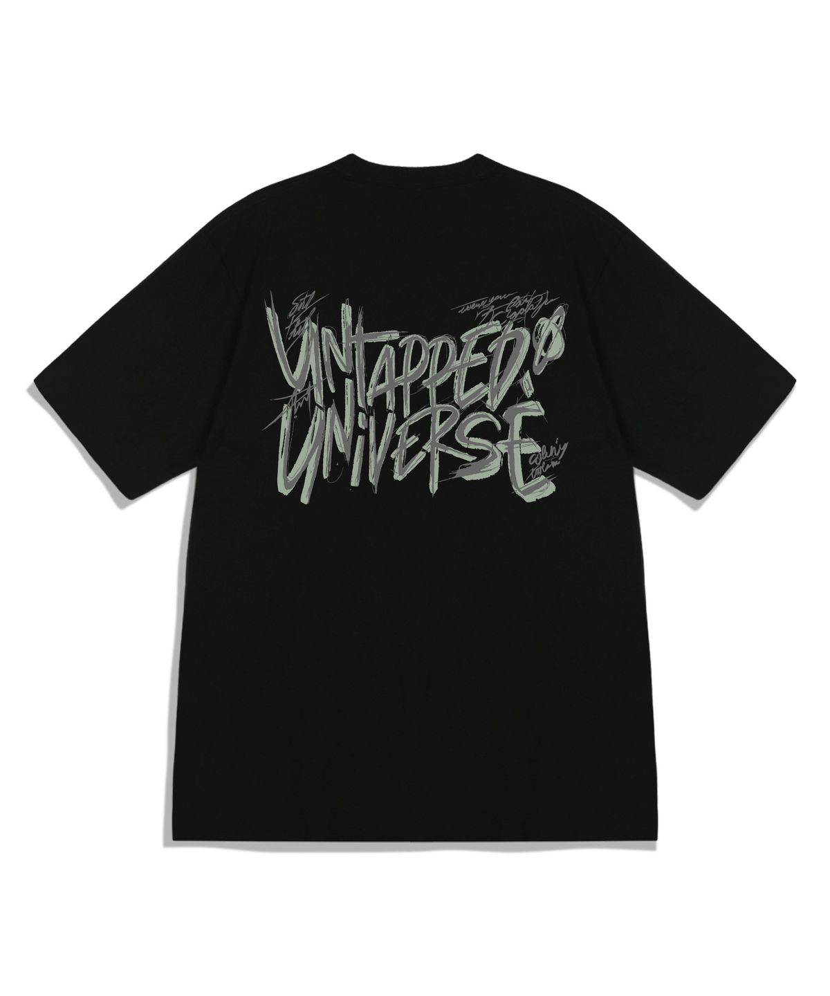 언탭트 스튜디오(UNTAPPED STUDIO) 유니버스 와일드 레터링 오버핏 반팔 티셔츠 4COLOR