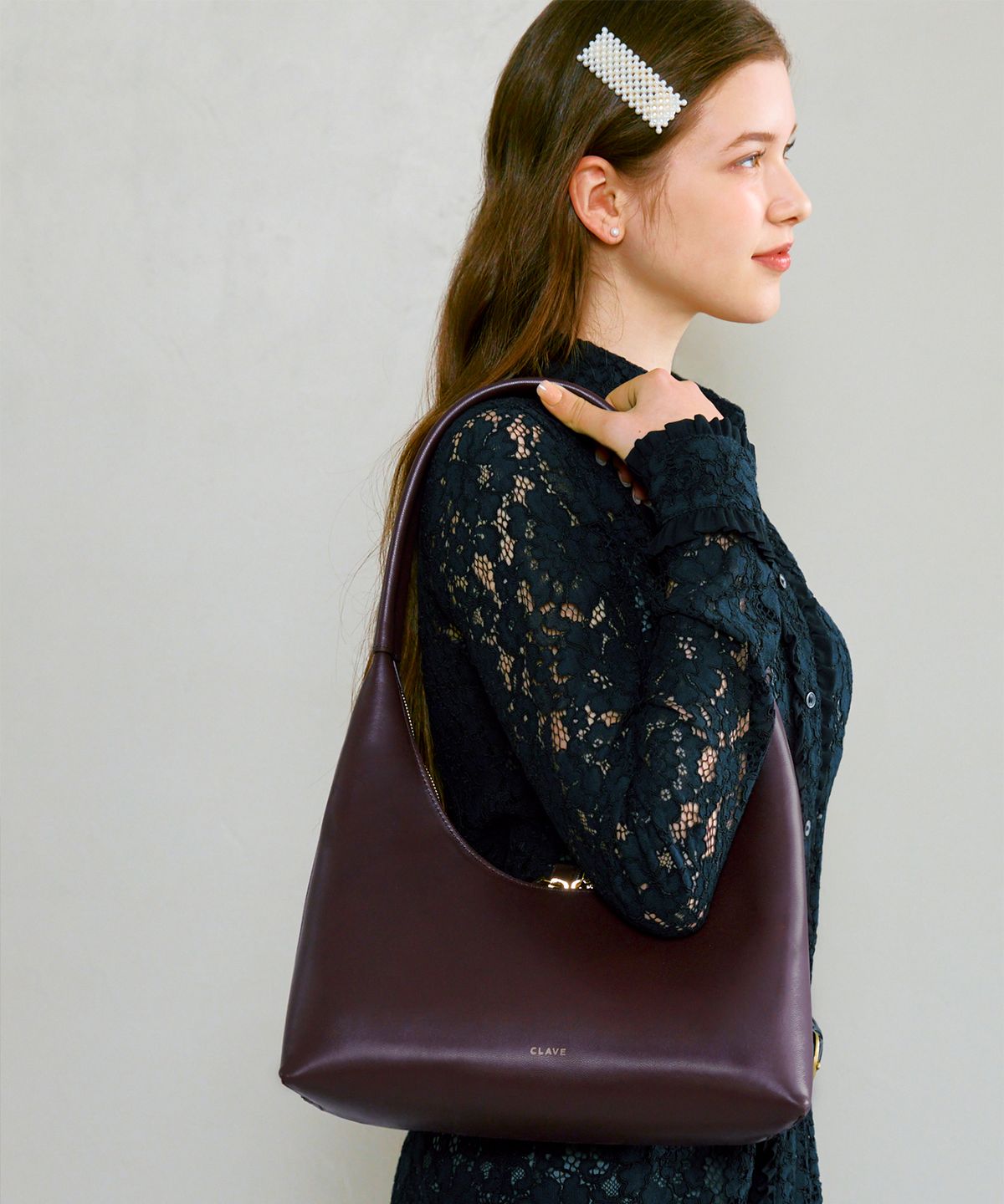 끌라베(CLAVE) 제이미 버건디 숄더백 (JAMIE Burgundy Shoulder Bag)