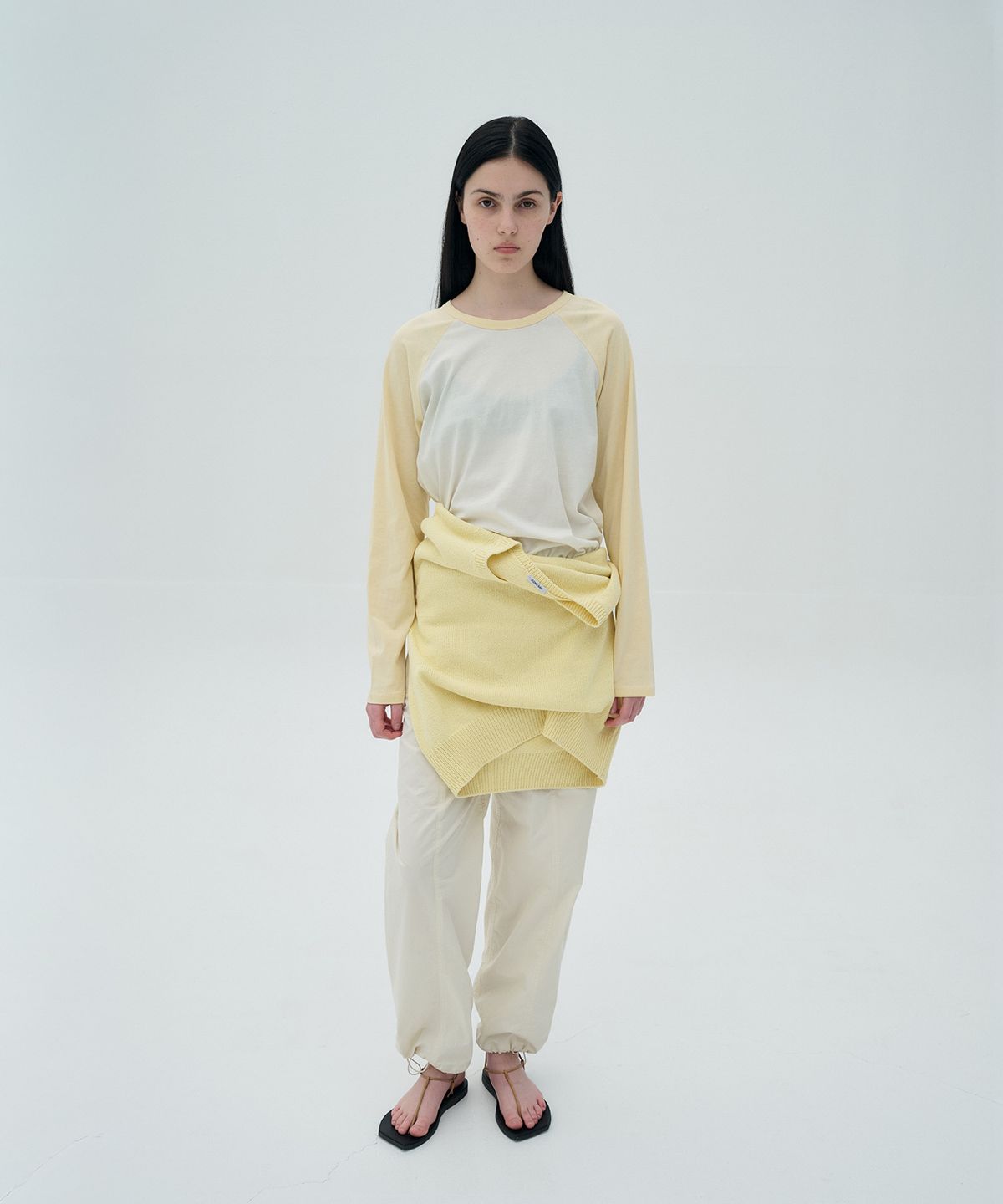 정감 스튜디오(JEONGGAM STUDIOS) Natural Color Block Reglan Long Sleeve_3 color