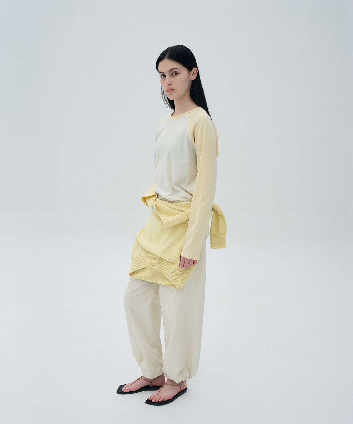 정감 스튜디오(JEONGGAM STUDIOS) Natural Color Block Reglan Long Sleeve_3 color