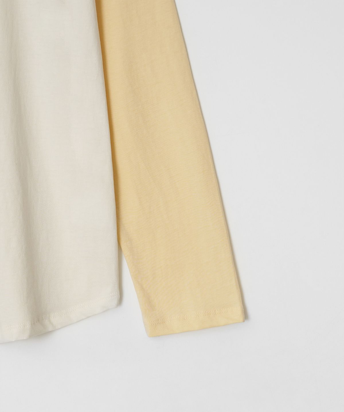 정감 스튜디오(JEONGGAM STUDIOS) Natural Color Block Reglan Long Sleeve_3 color