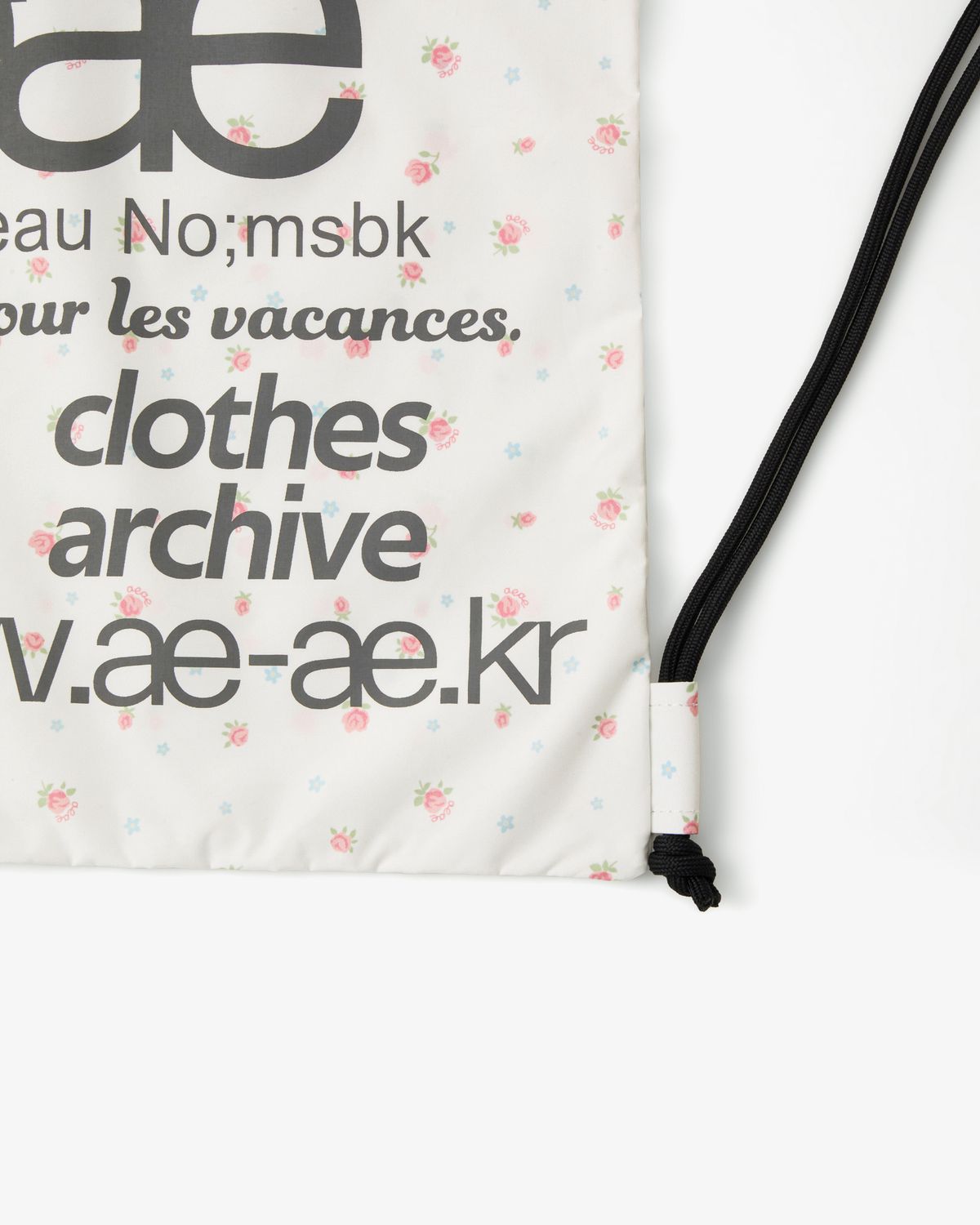 에이이에이이(AEAE) WEB LOGO FLOWER GYM SACK [WHITE]