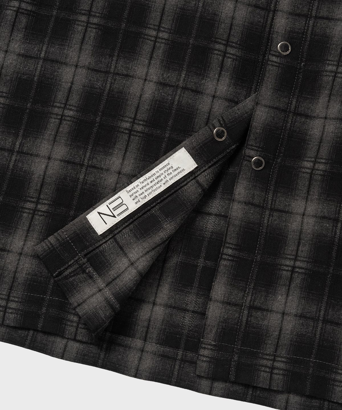 넌블랭크(NONBLANK) 플란넬 옴브레 체크 HS 셔츠_DARK GREY