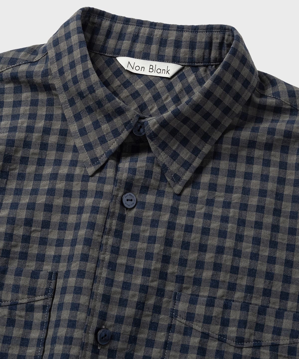 넌블랭크(NONBLANK) 깅엄 체크 크롭 HS 셔츠_KHAKI BLUE