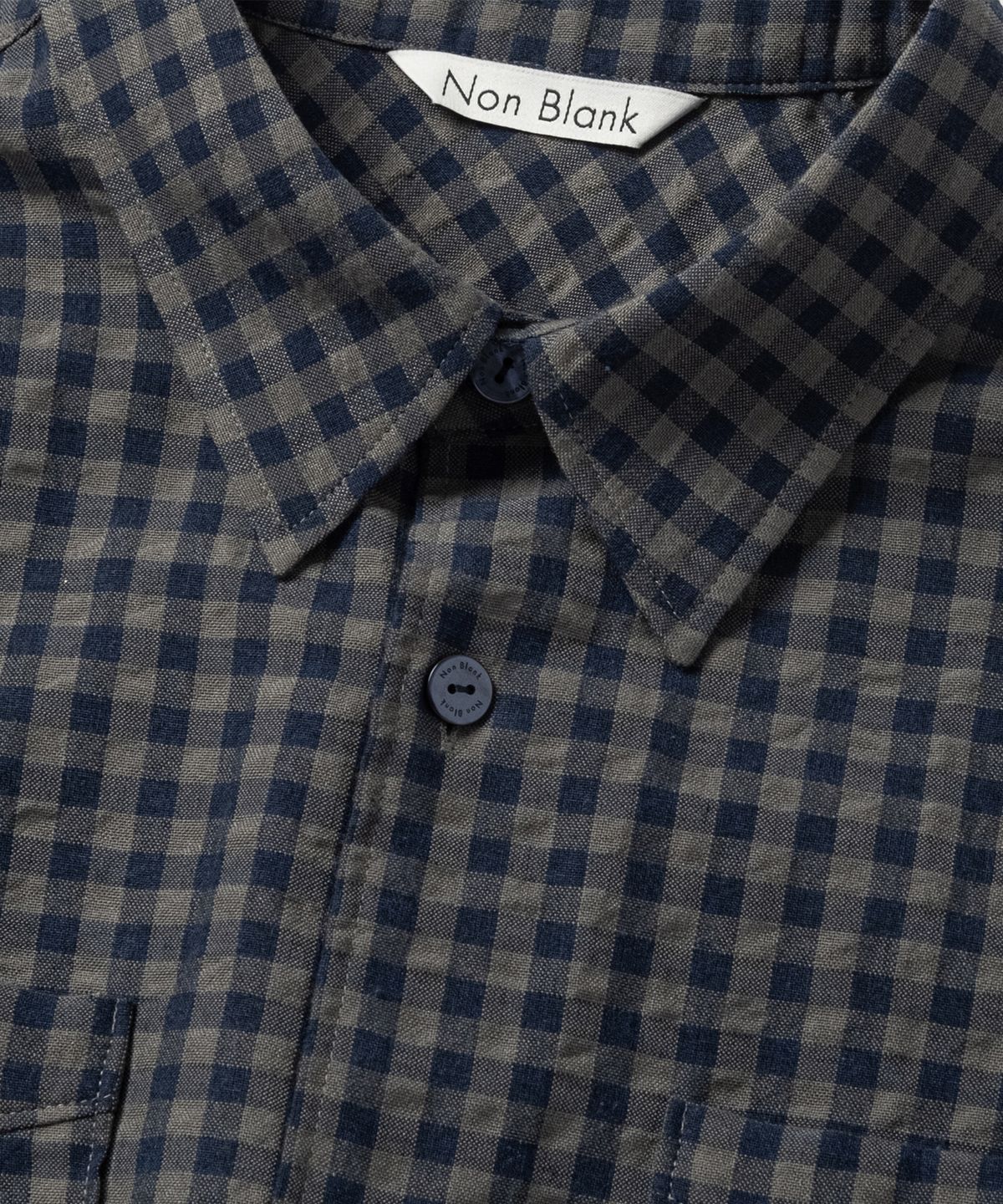 넌블랭크(NONBLANK) 깅엄 체크 크롭 HS 셔츠_KHAKI BLUE