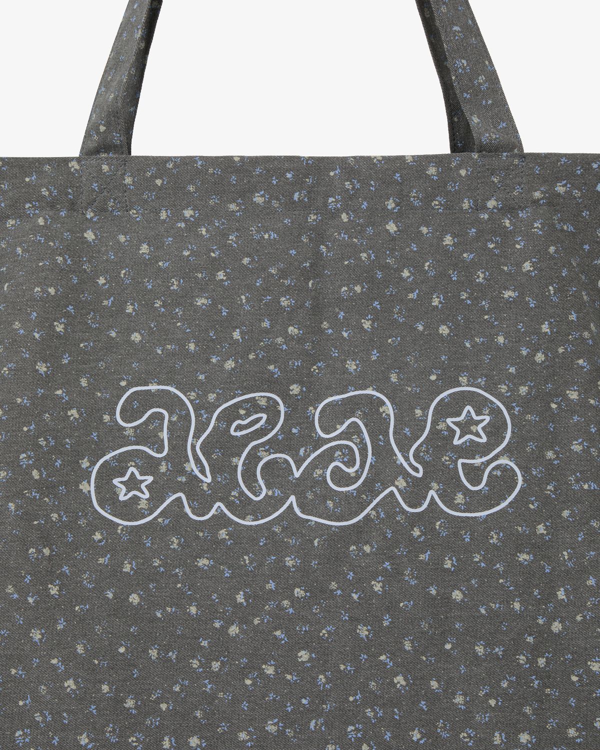에이이에이이(AEAE) BREEZE TOTE BAG [FLOWER CHARCOAL]