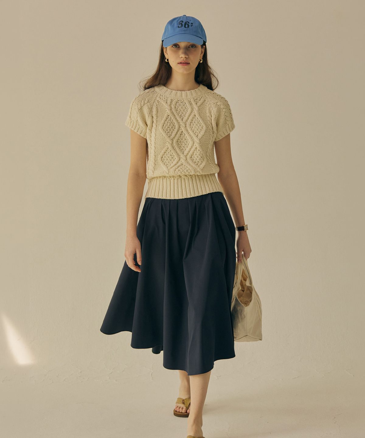 망고매니플리즈(MANGO MANY PLEASE) CURLY FLARE SKIRT