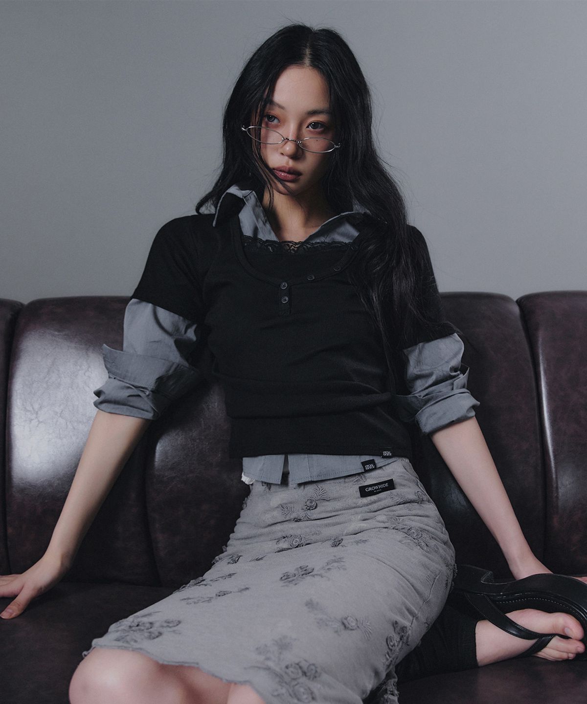 그로우하이드(GROWHIDE) 데인 레이스 버튼 반팔 티셔츠_블랙