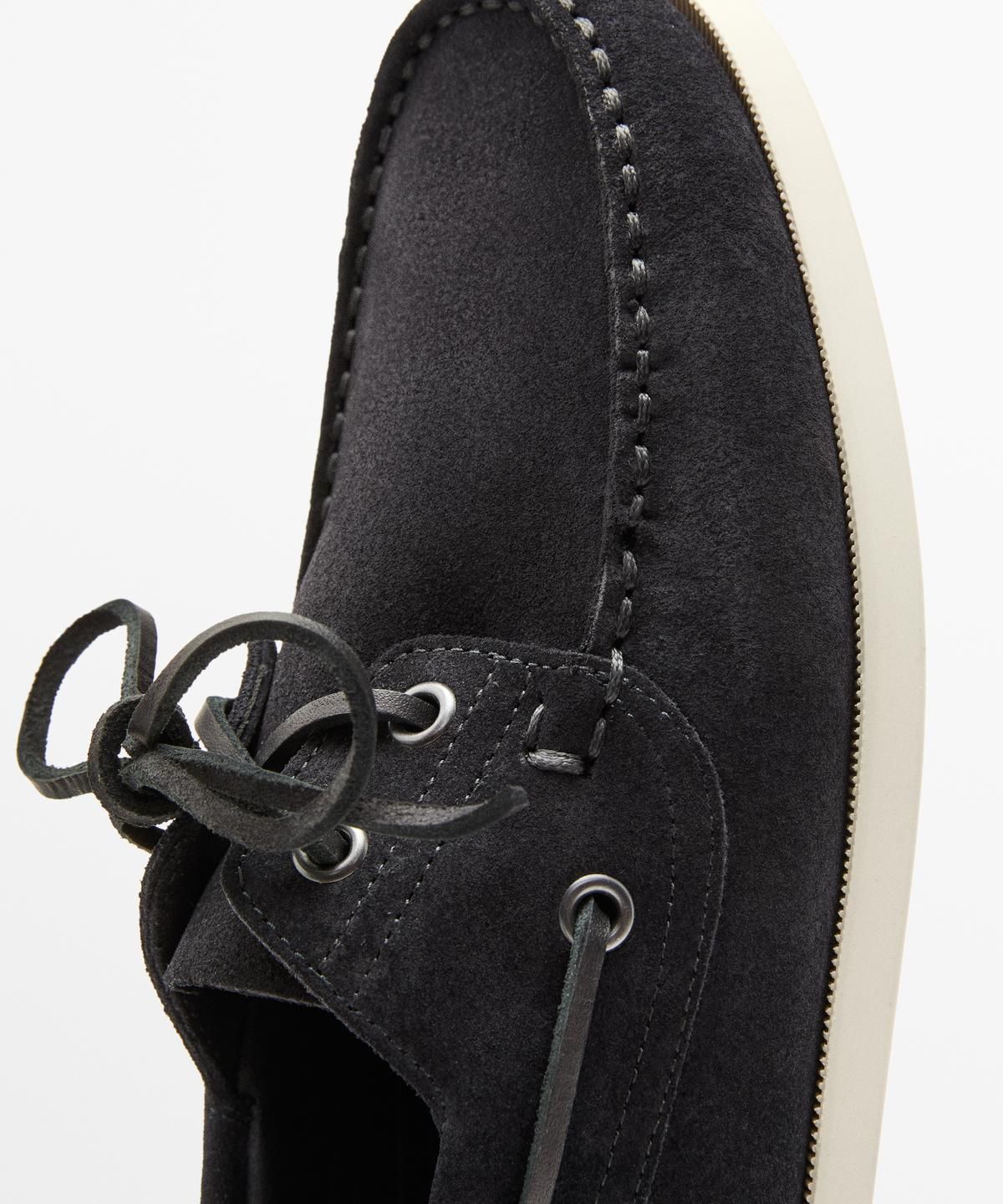 마시모두띠(MASSIMO DUTTI) 가죽 보트 슈즈
