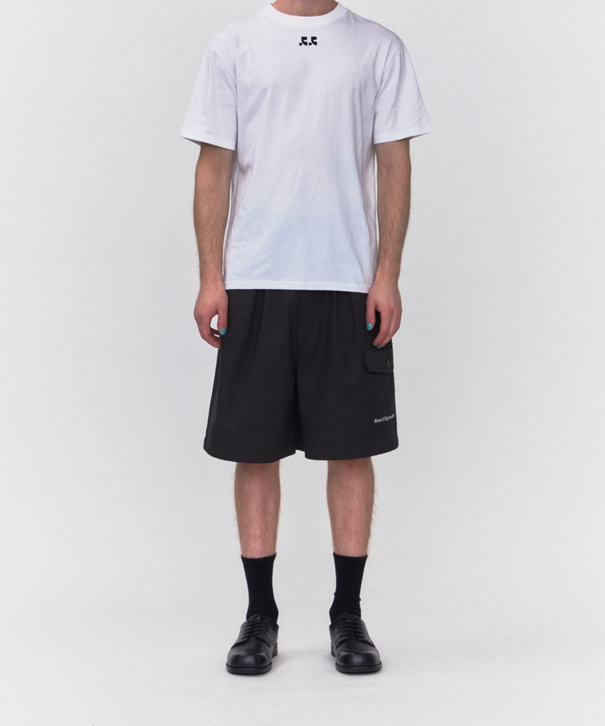 레스트앤레크레이션(REST&RECREATION) RR LOGO MID SOCKS - BLACK