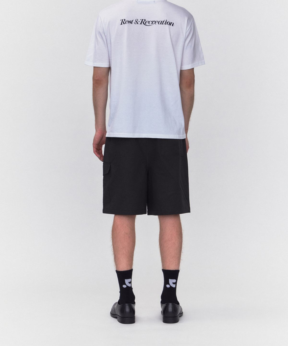 레스트앤레크레이션(REST&RECREATION) RR LOGO MID SOCKS - BLACK