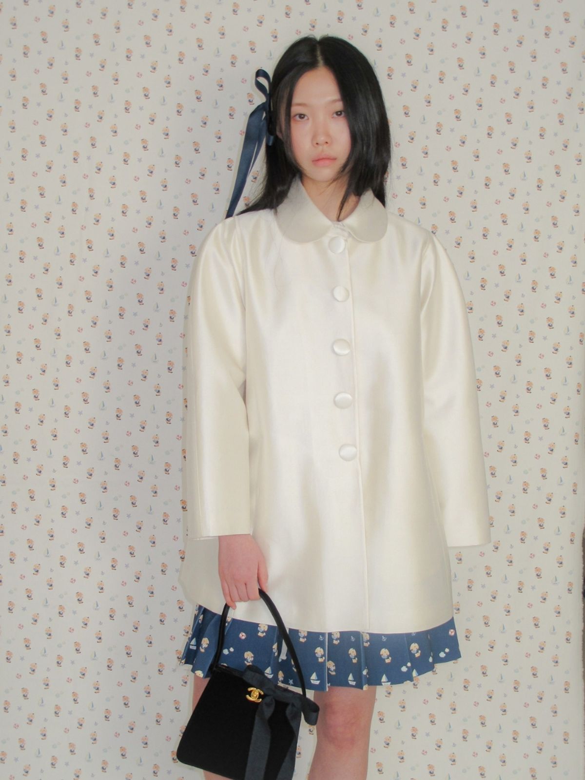 카이 샤오(KAIY XIAO) Sheep fat jade spirit doll collar silk silhouette coat