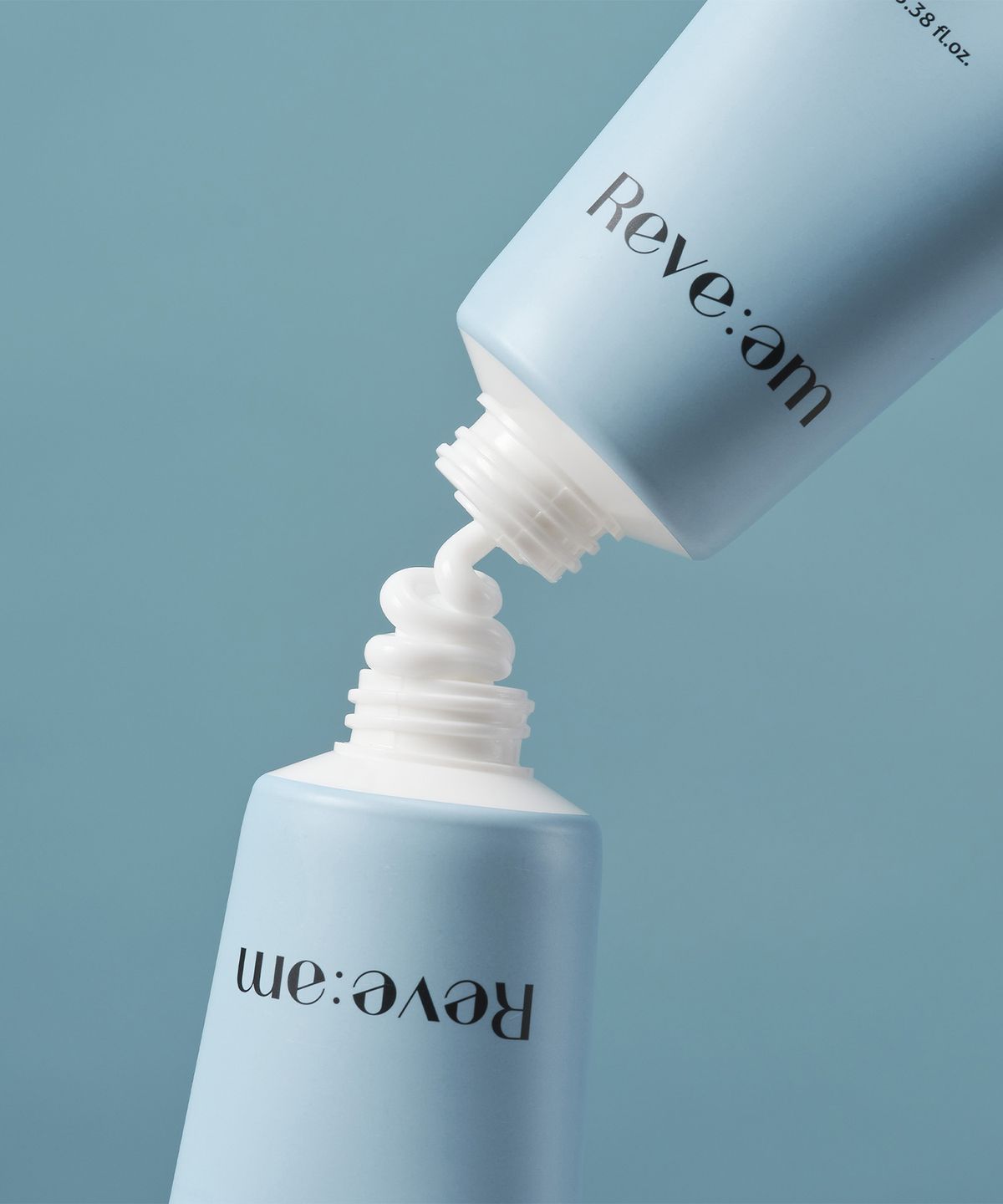 리브엠(REVE:AM) 워터핏 8중 수분착붙 크림 100ml