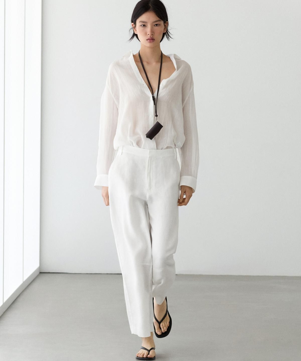 마시모두띠(MASSIMO DUTTI) 셔츠 칼라 플루이드 셔츠