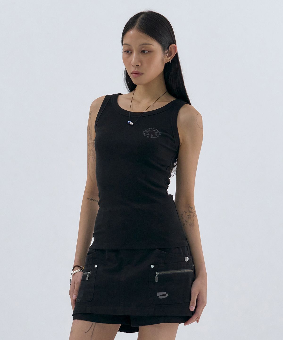 웰빙익스프레스(WELLBEING EXPRESS) PEACE Pigeon Sleeveless Black