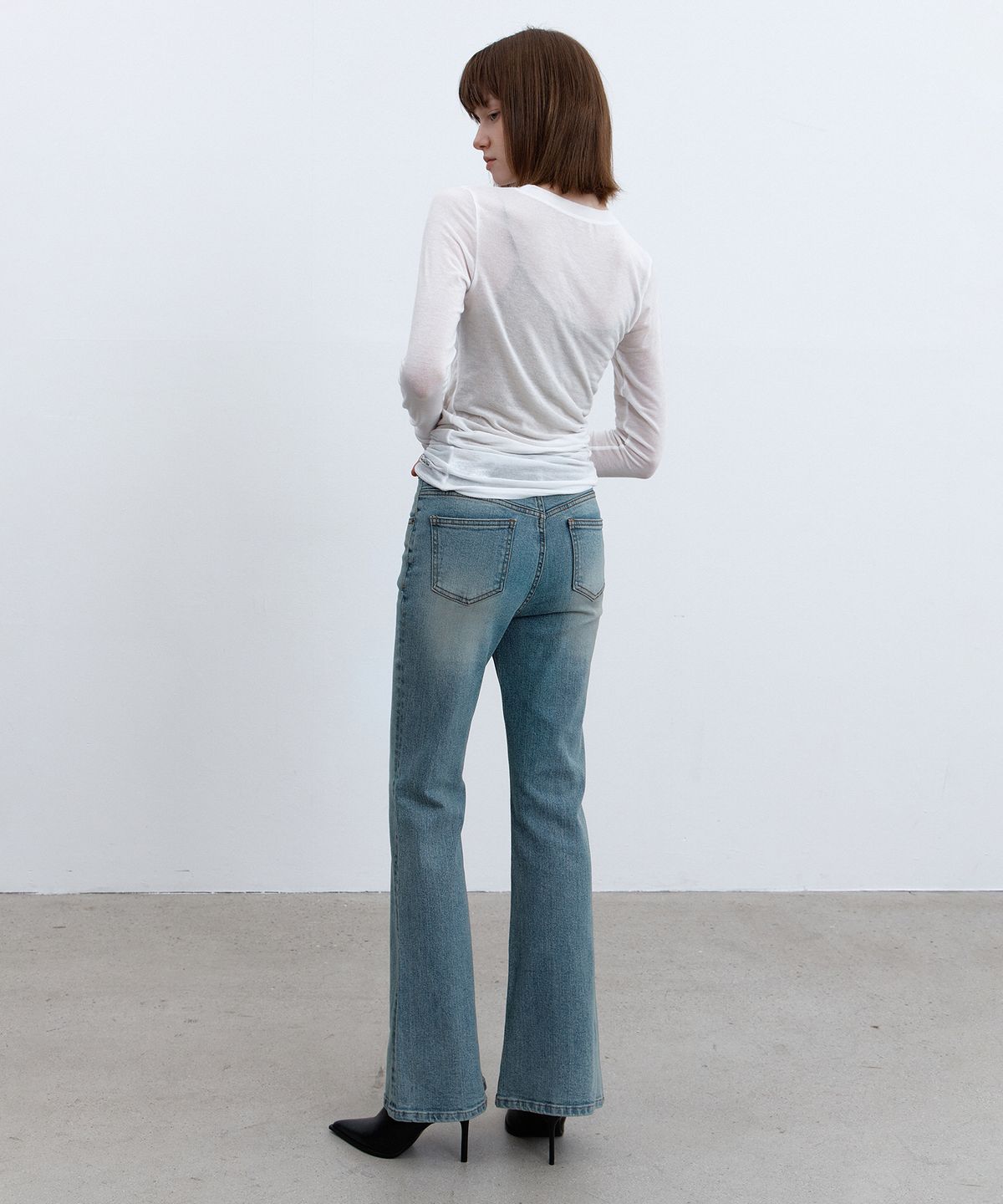 이십칠와이(27Y) 와이드 부츠컷 데님 애쉬블루 - YWF1DNBC002