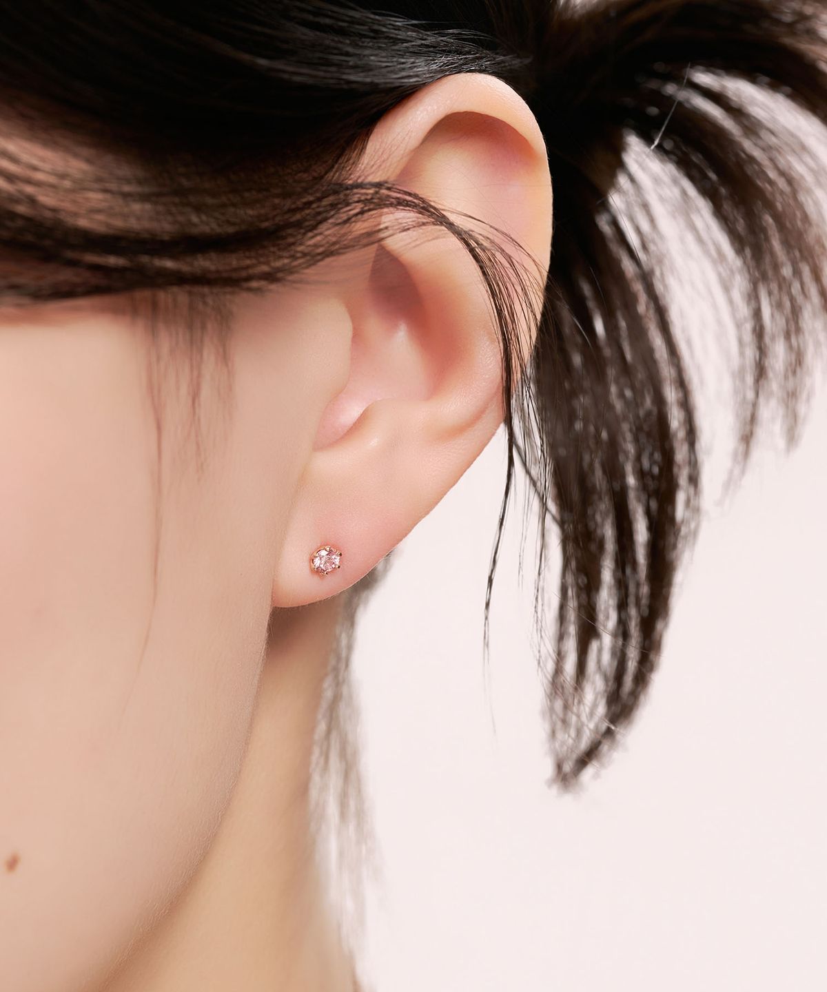 로이드(LLOYD) 0.09ct 솔리테어 핑크 다이아 14K 골드 귀걸이 LPFQ1008D