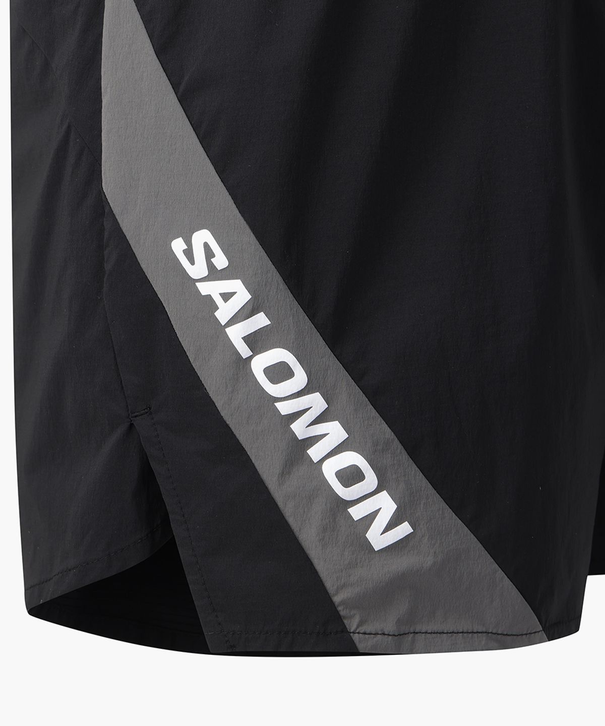 살로몬(SALOMON) 다이나믹 4.5인치 러닝 쇼츠_LD0091100