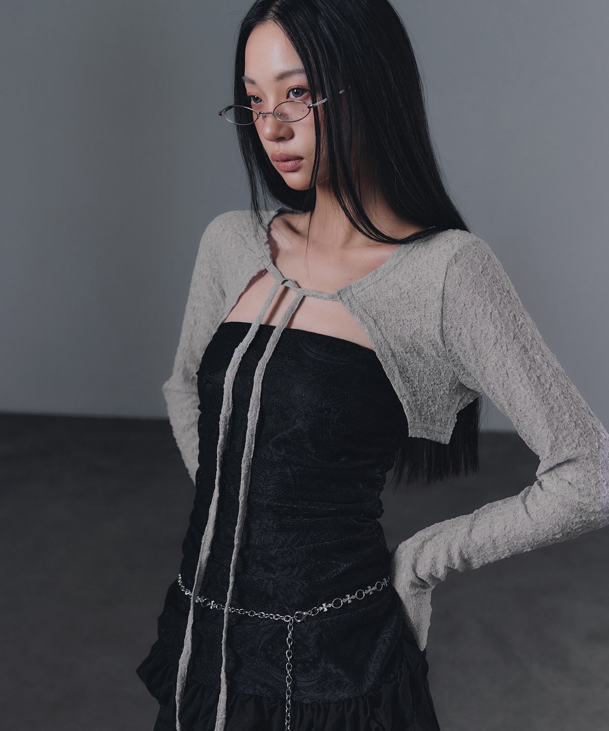 그로우하이드(GROWHIDE) 네트 레이스 스트랩 볼레로 가디건_그레이